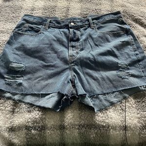 Old Navy Size 18 Slouchy Straight Ripped Jean Shorts